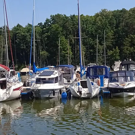 Gospodarstwo agroturystyczne Ranczo W Dolinie *